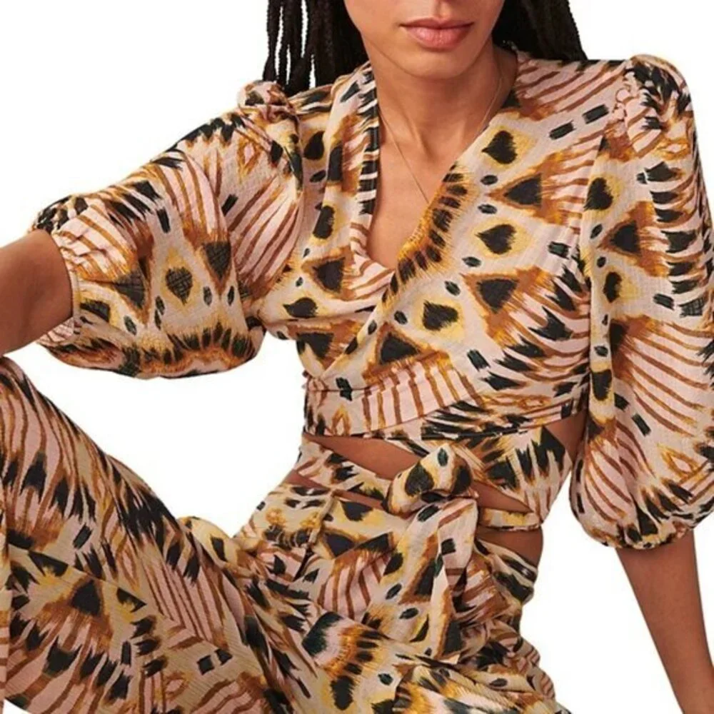 Rachel Zoe Tribal Print Long Sleeve Front Wrap Crop Top - Size Medium - Picture 1 of 8